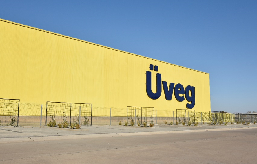 Equipos de TUROMAS en la nueva planta automatizada de ÜVEG