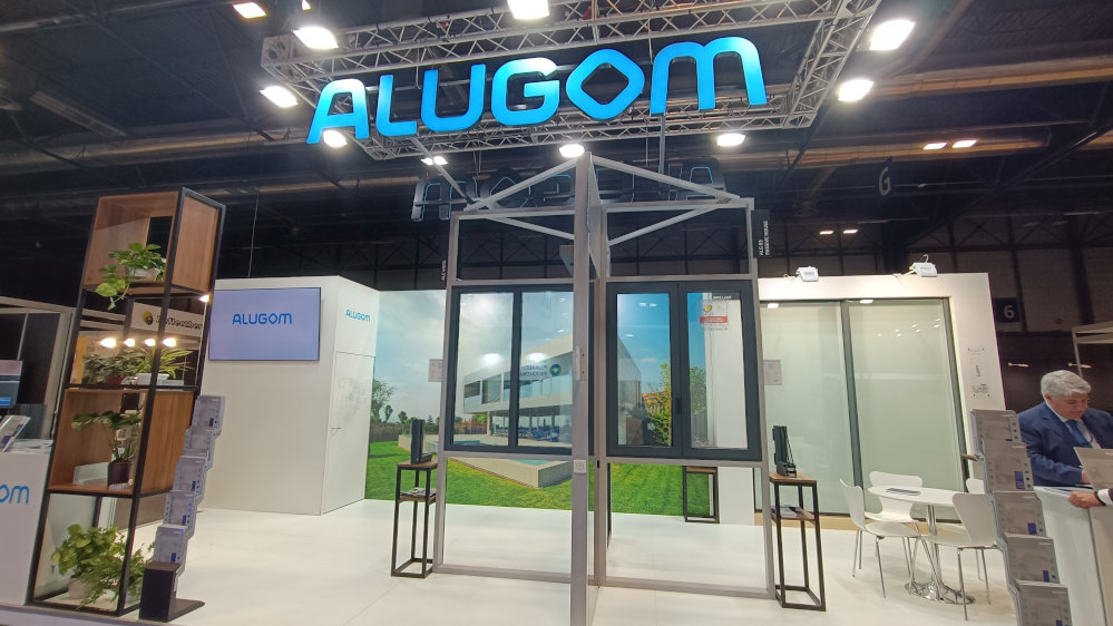 Sistema practicable de aluminio con certificado PASSIVE HOUSE de ALUGOM